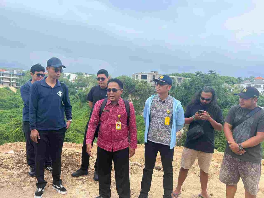 BPN Kabupaten Badung Tinjau Lokasi Permohonan Pertimbangan Teknis Di Desa Pecatu