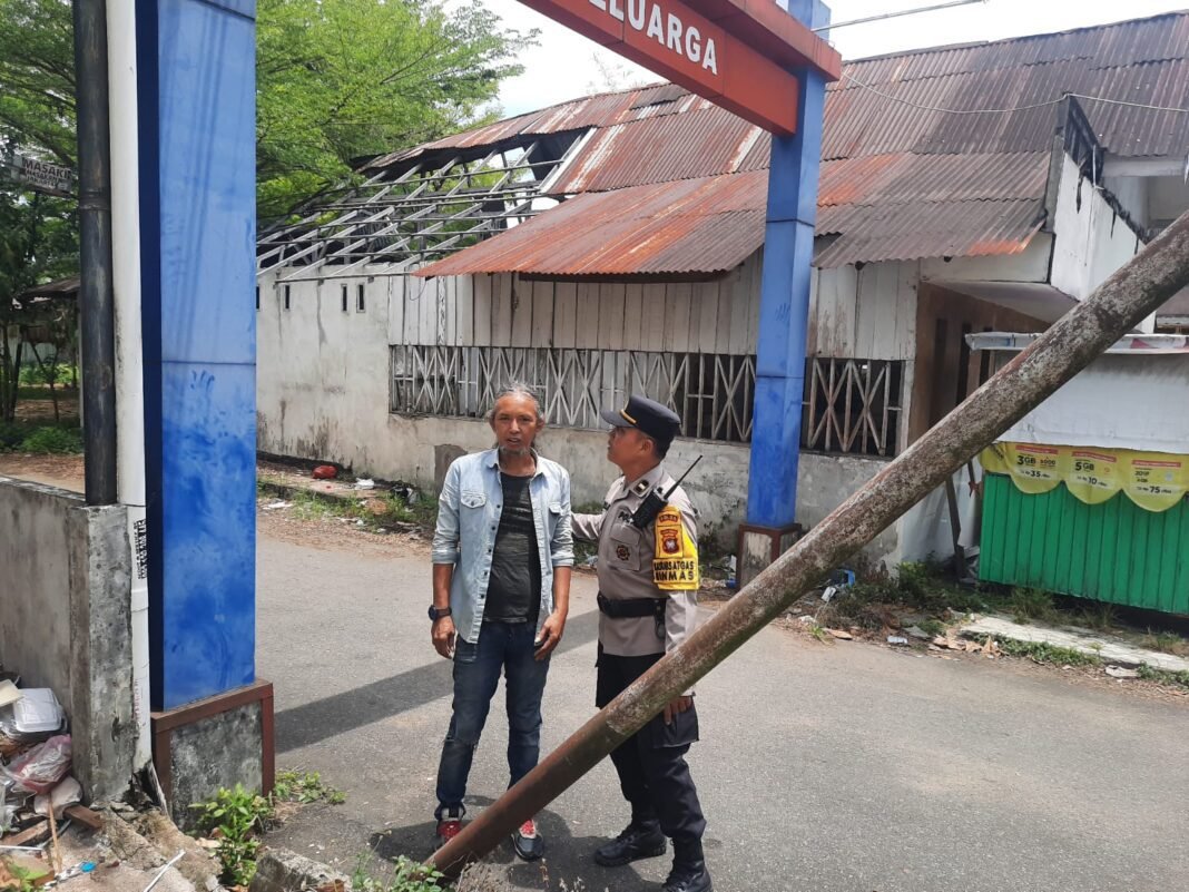 Antisipasi Pencurian Rumah Kosong, Satgas Binmas Polda Kalbar Edukasi Penjaga Komplek di Pontianak