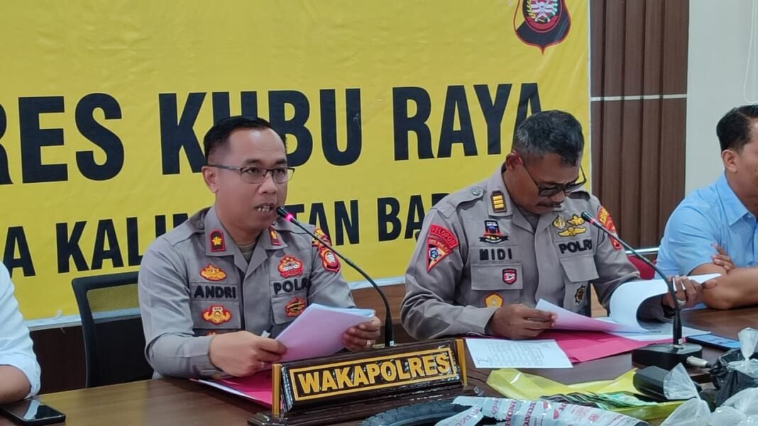 Sasar Lintas Pesisir Batu Ampar, Penyelundupan Sabu Bermodus Ban Motor Digagalkan Polres Kubu Raya Sasar Lintas Pesisir Batu Ampar, Penyelundupan Sabu Bermodus Ban Motor Digagalkan Polres Kubu Raya