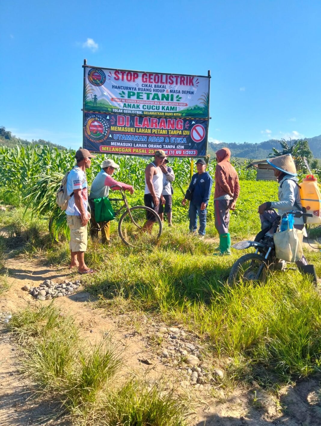 “STOP GEOLISTRIK! Warga Sumberagung Melawan, Tanah Petani Bukan Tumbal Investasi” “STOP GEOLISTRIK! Warga Sumberagung Melawan, Tanah Petani Bukan Tumbal Investasi”