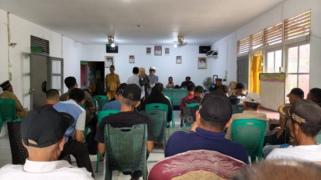 Jaga Silaturahmi Bersama Aparatur Desa, Babinsa Hadiri Pelantikan Kadus Wilayah Binaan Jaga Silaturahmi Bersama Aparatur Desa, Babinsa Hadiri Pelantikan Kadus Wilayah Binaan