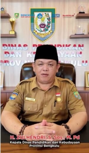 Tidak Ada Anak Dari Luar Daerah Kota Bengkulu Akan Putus Sekolah Tegas Kadis Pendidikan Provinsi Bengkulu. Tidak Ada Anak Dari Luar Daerah Kota Bengkulu Akan Putus Sekolah Tegas Kadis Pendidikan Provinsi Bengkulu.