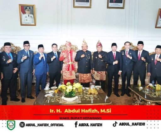 Rapat Paripurna Istimewa HUT Kabupaten Bengkulu Tengah ke-17 Dihadiri Wakil Bupati Kepahiang Rapat Paripurna Istimewa HUT Kabupaten Bengkulu Tengah ke-17 Dihadiri Wakil Bupati Kepahiang