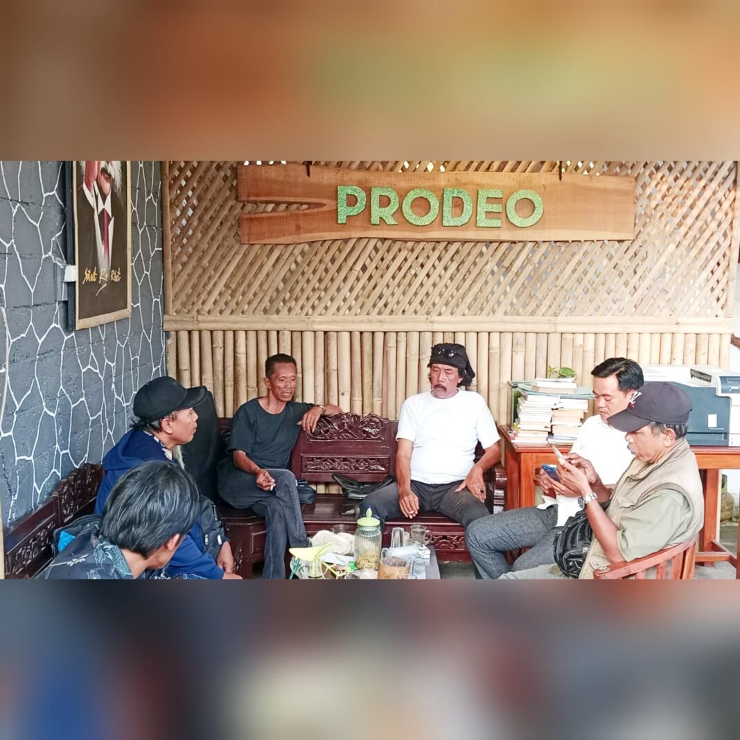 Menghidupkan Nilai-Nilai Pancasila Lewat Aksi Sosial, LBH Gadja Mada Indonesia Banyuwangi Terus Mengabdi Menghidupkan Nilai-Nilai Pancasila Lewat Aksi Sosial, LBH Gadja Mada Indonesia Banyuwangi Terus Mengabdi