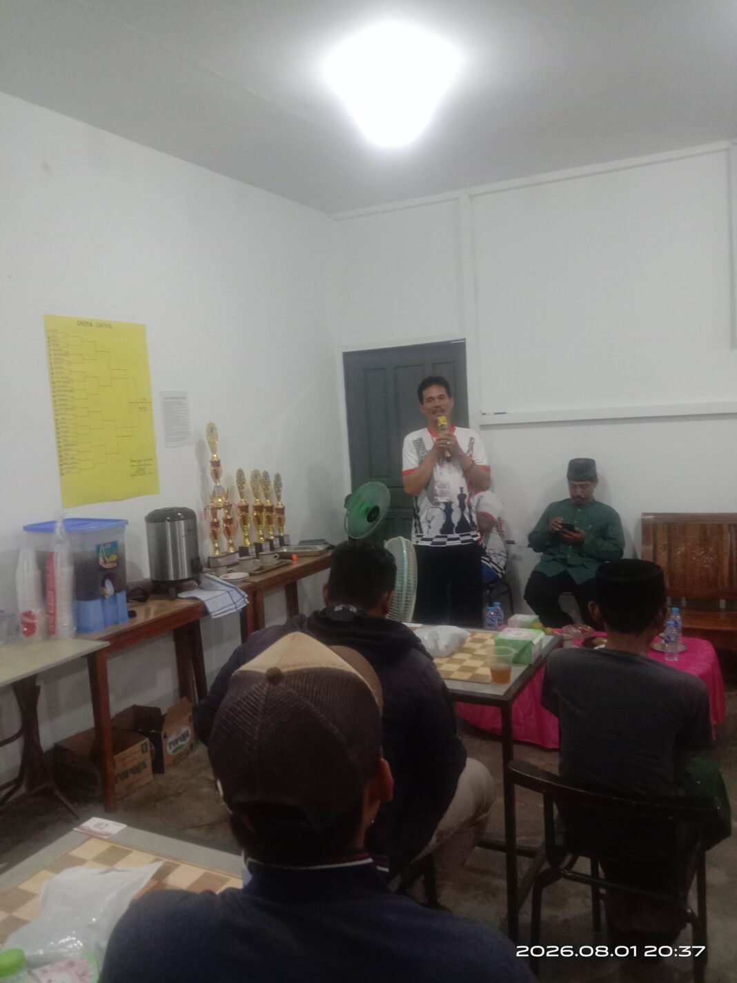 Desa Rasau Jaya Umum Menggelar Turnamen Catur Simpang Jaya Cup Se-Kecamatan Rasau Jaya Desa Rasau Jaya Umum Menggelar Turnamen Catur Simpang Jaya Cup Se-Kecamatan Rasau Jaya