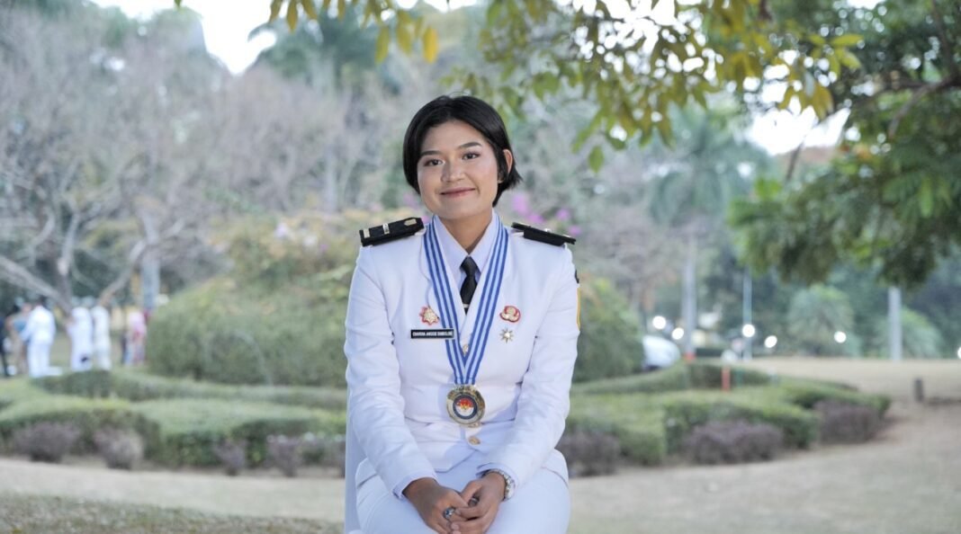 Dari Kegagalan Menuju Sapta Abdi Praja, Charina Anggie Simbolon Wujudkan Mimpi Sang Ayah Dari Kegagalan Menuju Sapta Abdi Praja, Charina Anggie Simbolon Wujudkan Mimpi Sang Ayah