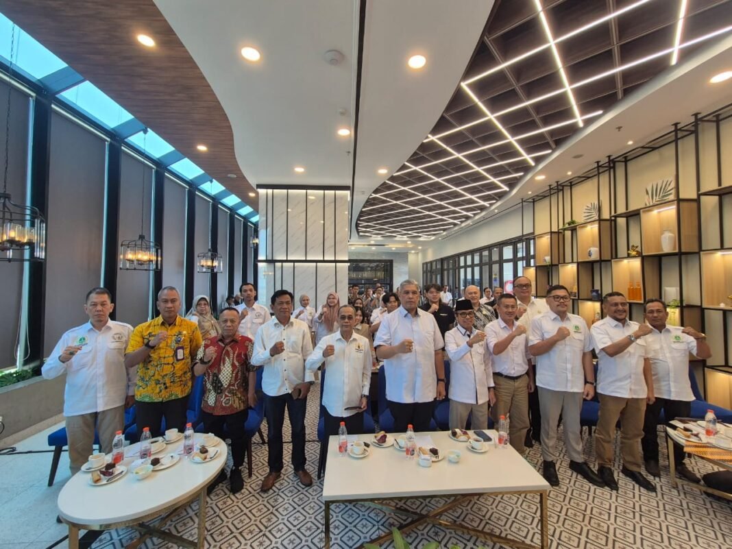 Munas III di Surabaya Tuntas, APTAKSINDO-PERJASI Siapkan SDM Bersertifikat dan Desak Penguatan Peran Asosiasi Munas III di Surabaya Tuntas, APTAKSINDO-PERJASI Siapkan SDM Bersertifikat dan Desak Penguatan Peran Asosiasi
