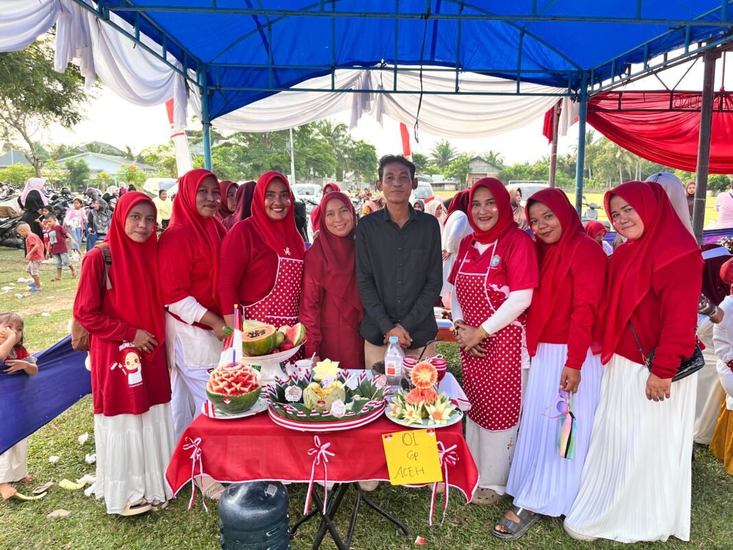 Gampong Aceh Raih Dua Juara Satu dalam Perlombaan Antar-Desa di Idi Rayeuk Gampong Aceh Raih Dua Juara Satu dalam Perlombaan Antar-Desa di Idi Rayeuk