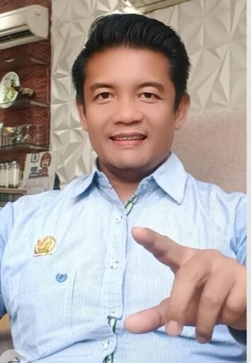 Dr DIDI SUNGKONO .S.H.,M.H., Pengamat Hukum ,” Masyarakat Menanti “SAPU BERSIH “ Dr DIDI SUNGKONO .S.H.,M.H., Pengamat Hukum ,” Masyarakat Menanti “SAPU BERSIH “