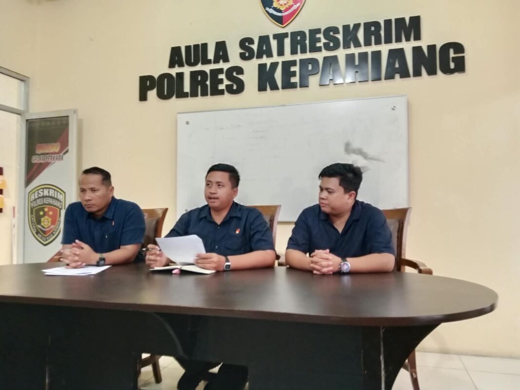 Jual Kursi PNS Rp250 Juta, Oknum ASN Kepahiang Berakhir Mengenaskan di Balik Jeruji Besi !!! Jual Kursi PNS Rp250 Juta, Oknum ASN Kepahiang Berakhir Mengenaskan di Balik Jeruji Besi !!!