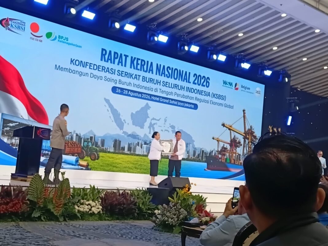 Kapolri Hadiri Rakernas Serikat Pekerja, Dorong Penguatan Perlindungan dan Kesejahtera’an Buruh Kapolri Hadiri Rakernas Serikat Pekerja, Dorong Penguatan Perlindungan dan Kesejahtera’an Buruh