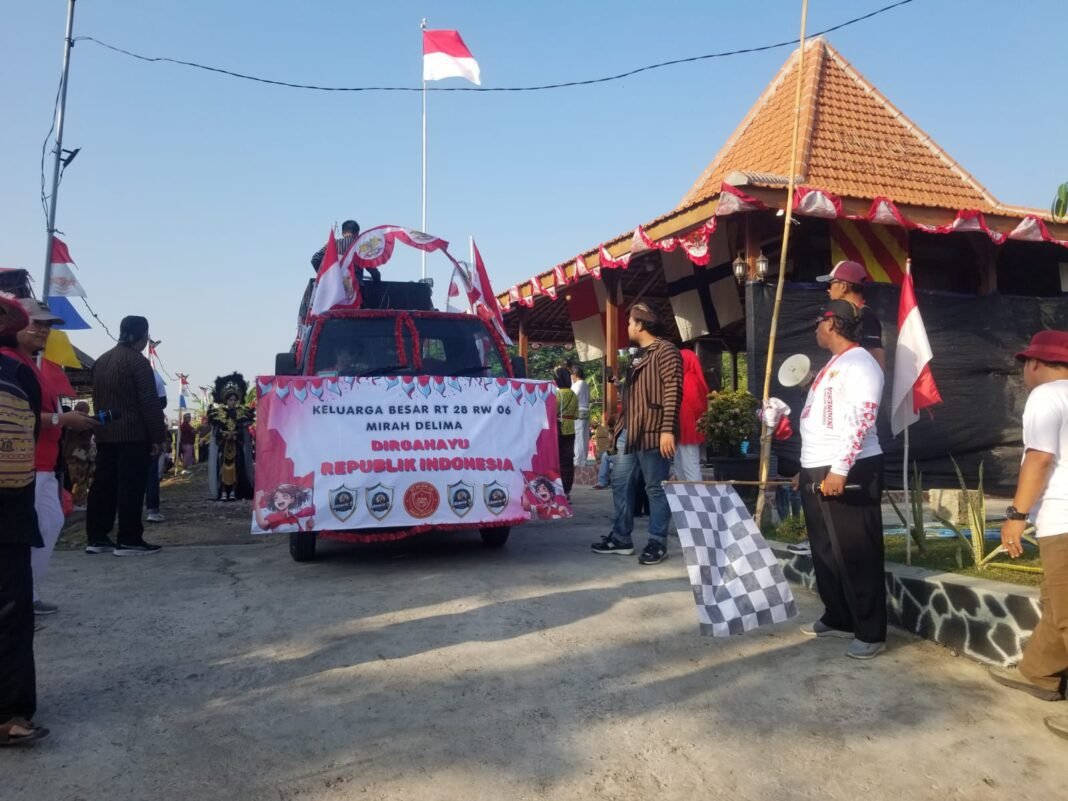 Karnaval Penuh Warna Warnai HUT RI ke-81 di Kota Baru Driyorejo Karnaval Penuh Warna Warnai HUT RI ke-81 di Kota Baru Driyorejo
