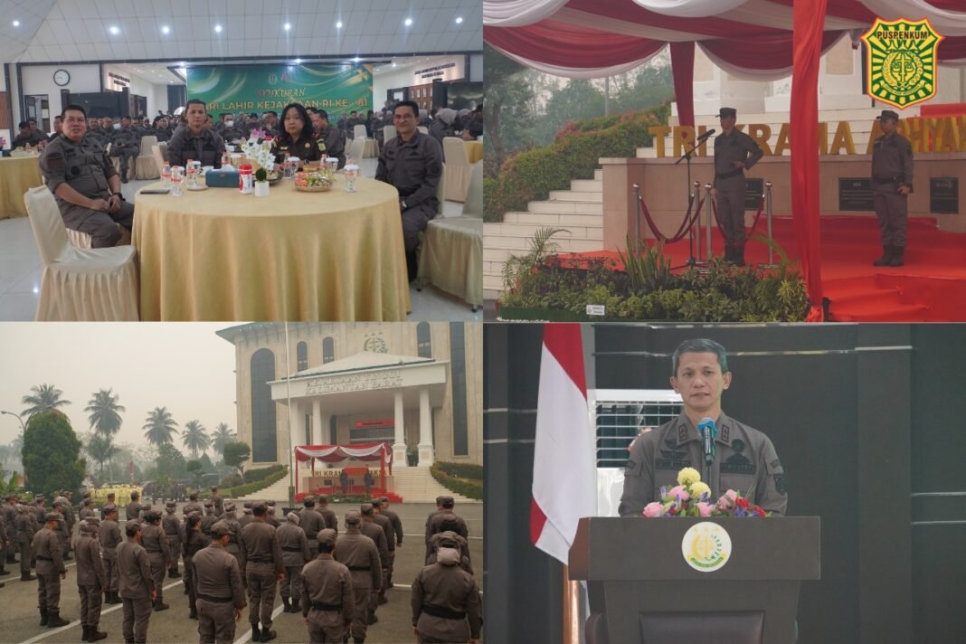 Kajati Kalbar Pimpin Upacara Hari Lahir Kejaksaan Republik Indonesia Ke – 81 Kajati Kalbar Pimpin Upacara Hari Lahir Kejaksaan Republik Indonesia Ke – 81