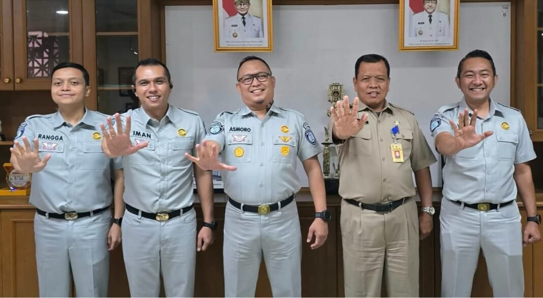 Tingkatkan Layanan Jasa Raharja (Persero) Wilayah DKI Jakarta dengan Samsat Jakarta Barat Tingkatkan Layanan Jasa Raharja (Persero) Wilayah DKI Jakarta dengan Samsat Jakarta Barat