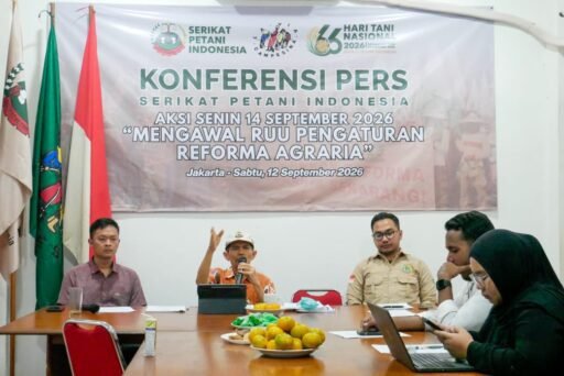 RUU Pengaturan Reforma Agraria untuk Laksanakan 80% Tanah untuk Petani & Rakyat,Bukan Korporasi! RUU Pengaturan Reforma Agraria untuk Laksanakan 80% Tanah untuk Petani & Rakyat,Bukan Korporasi!