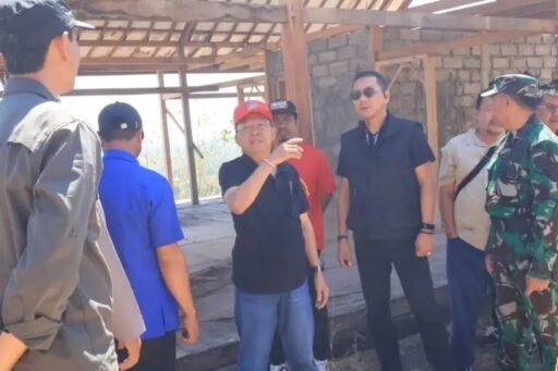 Mantap, Gubernur Koster Langsung Pimpin Pembongkaran Bangunan Vila Di Areal Hutan Desa Pejarakan Mantap, Gubernur Koster Langsung Pimpin Pembongkaran Bangunan Vila Di Areal Hutan Desa Pejarakan