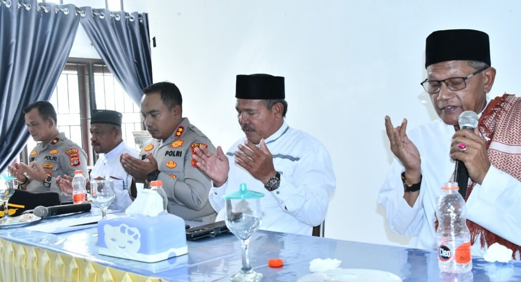 Perkuat Kamtibmas, Kapolres Aceh Timur Jalin Silaturahmi dengan MPU Perkuat Kamtibmas, Kapolres Aceh Timur Jalin Silaturahmi dengan MPU