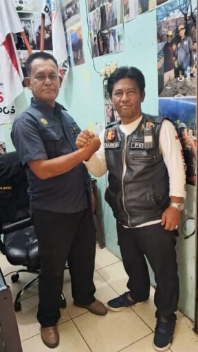 Ketua DPD DKI FWJ I Jakarta Gelar Silaturahmi di Sekretariat Lorong 103 Blok B no K1-42 Permai Ketua DPD DKI FWJ I Jakarta Gelar Silaturahmi di Sekretariat Lorong 103 Blok B no K1-42 Permai