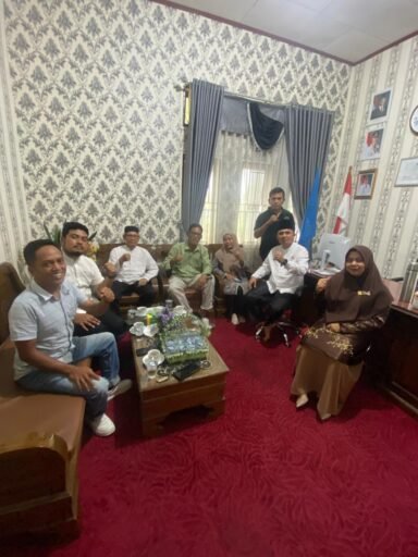 Dugaan Pungli Rp200 Ribu Lewat TikTok, SMAN 1 Rao Pastikan Itu Hoaks dan Siap Tempuh Jalur Hukum!!!!! Dugaan Pungli Rp200 Ribu Lewat TikTok, SMAN 1 Rao Pastikan Itu Hoaks dan Siap Tempuh Jalur Hukum!!!!!