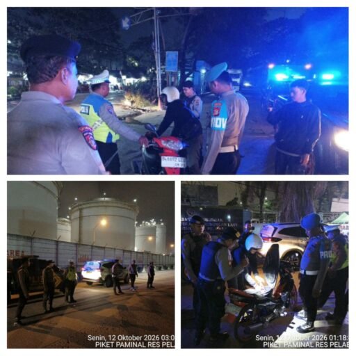 Polres Pelabuhan Tanjung Priok Gelar Patroli Cipta Kondisi Strongpoint, Antisipasi Cegah Gangguan Kamtibmas Polres Pelabuhan Tanjung Priok Gelar Patroli Cipta Kondisi Strongpoint, Antisipasi Cegah Gangguan Kamtibmas