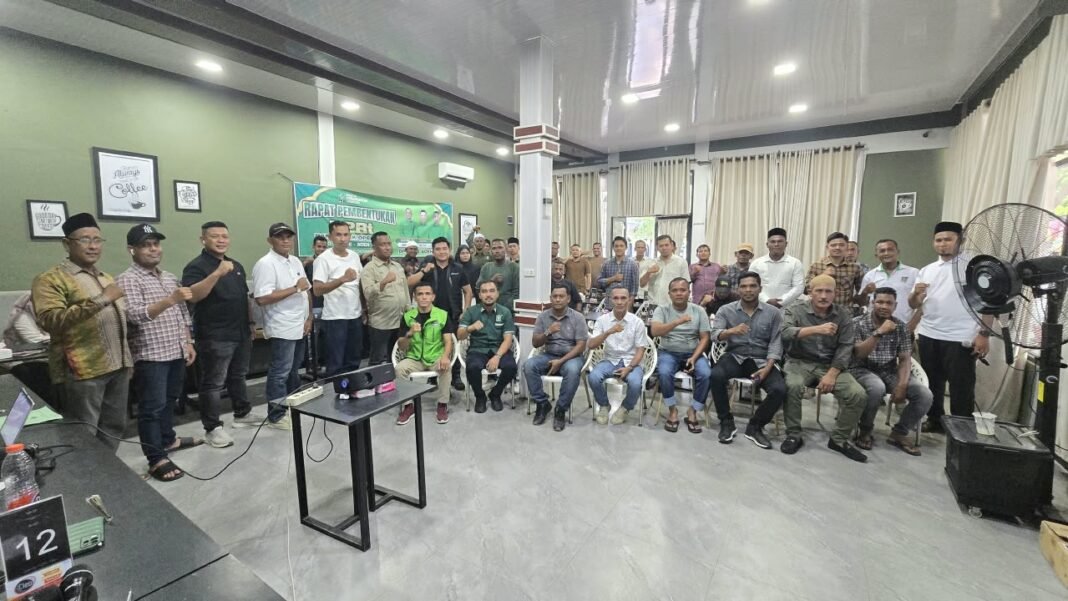 PKB Aceh Timur Rampungkan Konsolidasi Pengurus DPRT dan Gelar Pelatihan Operator Tingkat Kecamatan PKB Aceh Timur Rampungkan Konsolidasi Pengurus DPRT dan Gelar Pelatihan Operator Tingkat Kecamatan